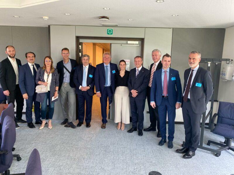 AVR incontra europarlamentari italiani Bruxelles è il futuro AVR incontra europarlamentari italiani Bruxelles è il futuro